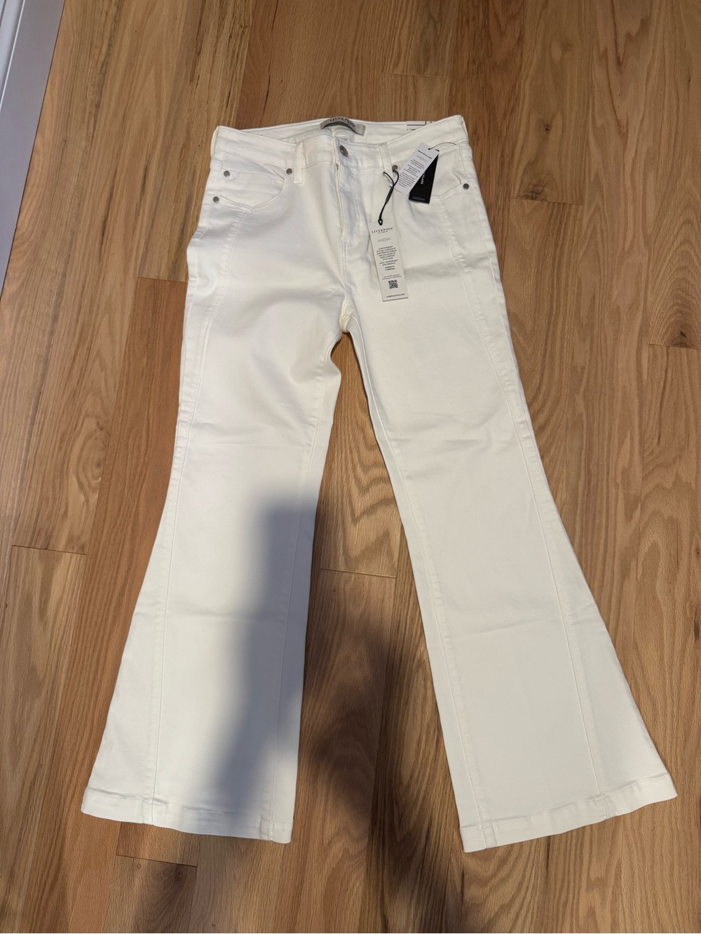 Liverpool Hannah front seam flare jeans NWT size 8